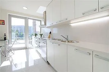 Sunny Beach Rent Top Apartments Barcelona 0*,  Espanha